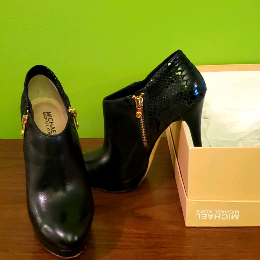 Leather Bootie